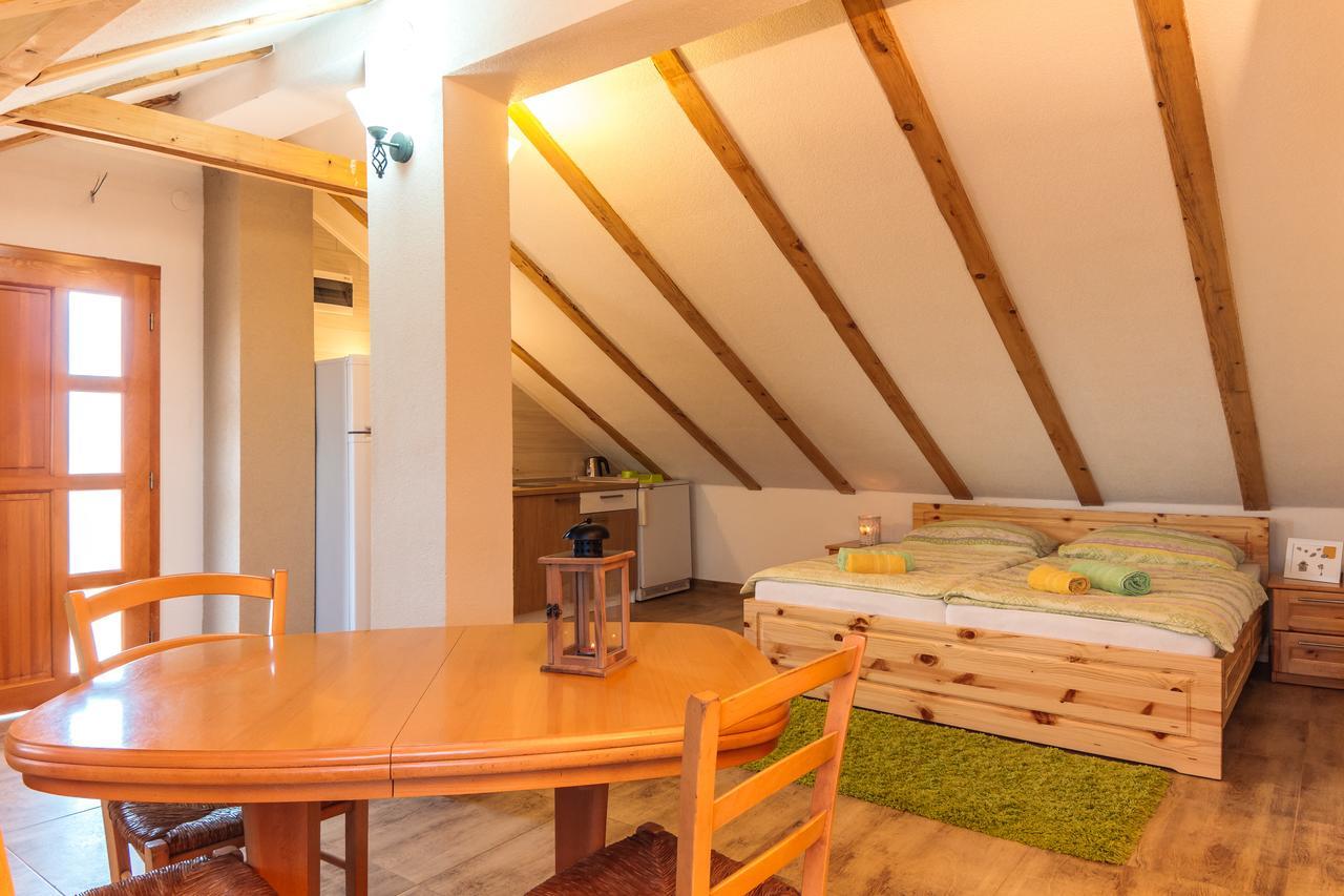 Apartments Fairy Land Rakovica Eksteriør billede